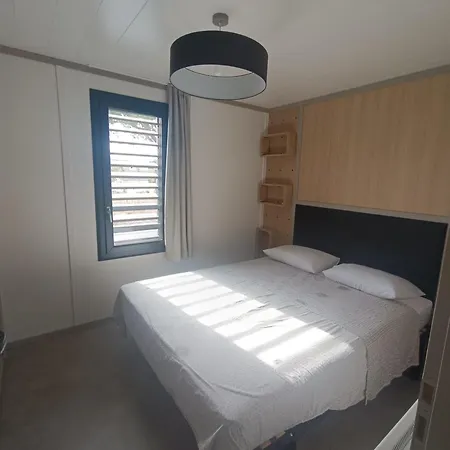 Chalet De Gamme, Confort Agde