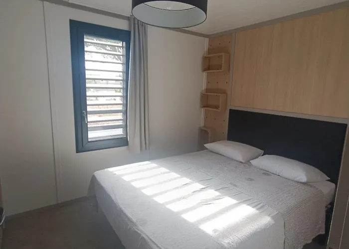 Domek alpejski De Gamme, Confort Agde